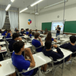 Orientação profissional ajuda estudantes a transformar dúvidas sobre carreira em escolhas mais conscientes
