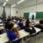 Orientação profissional ajuda estudantes a transformar dúvidas sobre carreira em escolhas mais conscientes