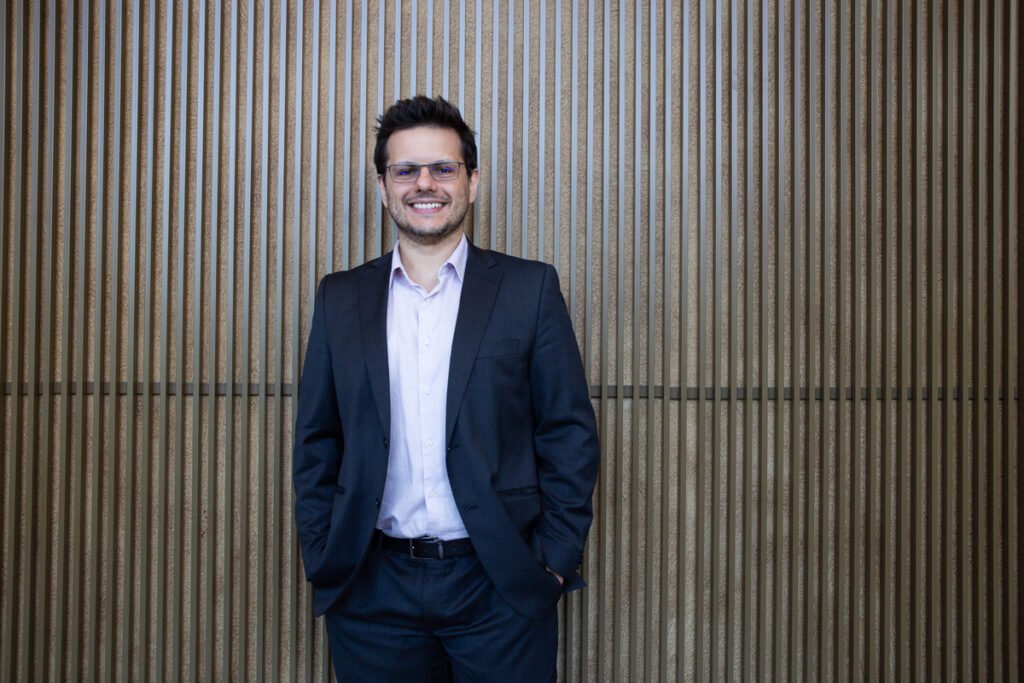 Dr.-Osvaldo-Landi-3.jpg (1)