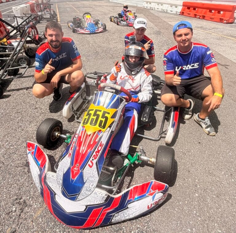 Equipe URace 2026.jpg (1) (1)