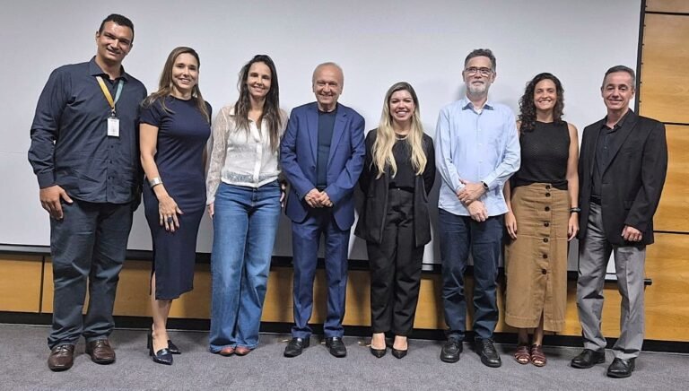 Representantes_Trilhas Prof_Crédito_RonconGracaCom